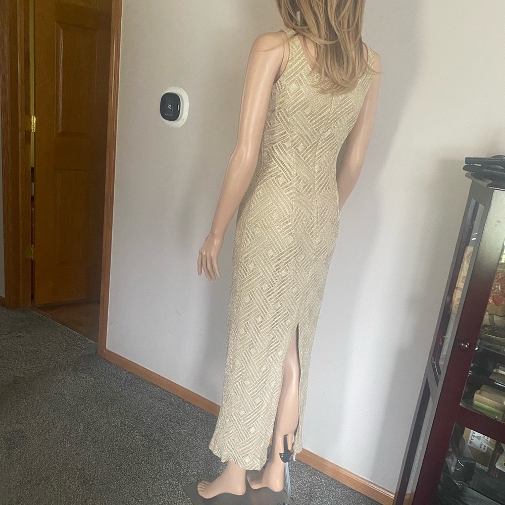 Like new condition, prom or wedding dress.